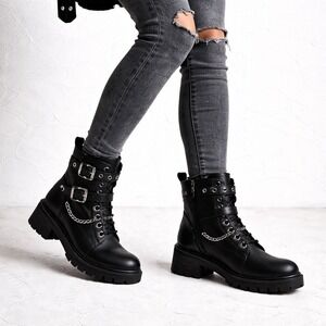 GBG Los Angeles Moto Buckle Ankle Boots Black 7M Edgy Grunge